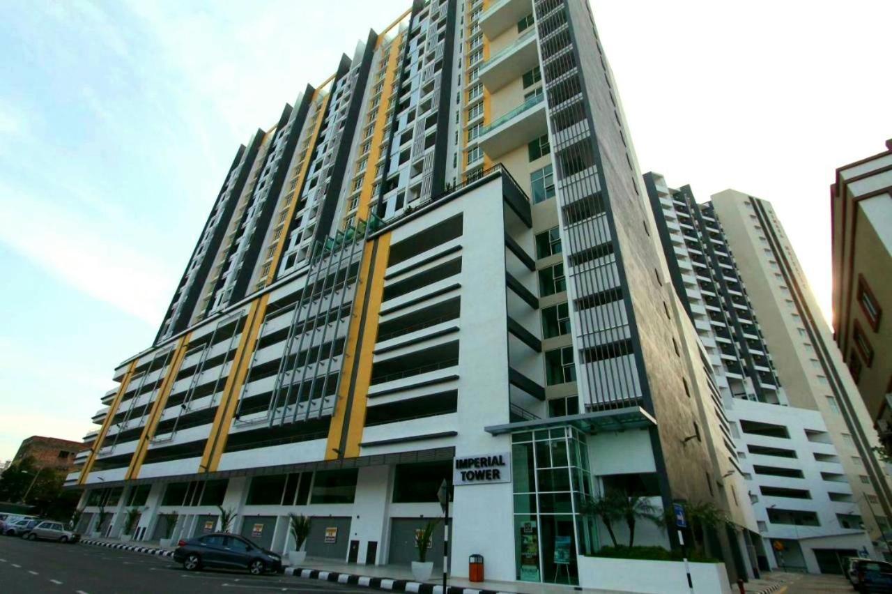 Majestic 2 Bedrooms 4pax Modern By Empire Apartment *