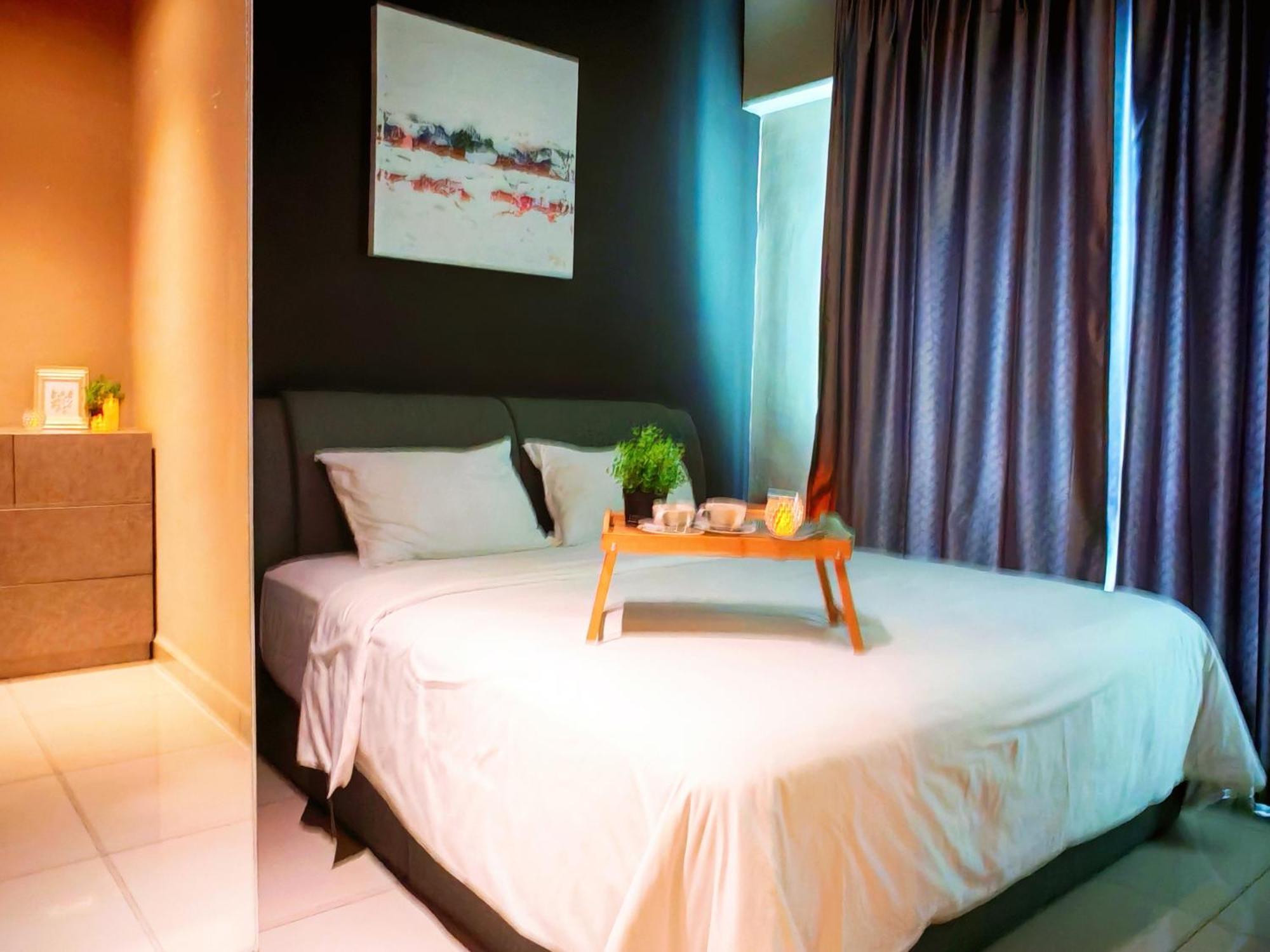 Majestic 2 Bedrooms 4pax Modern By Empire Apartment *